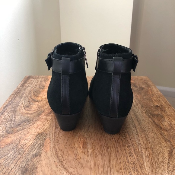 NWOB Aquatalia black leather buckle strap booties - Picture 5 of 8